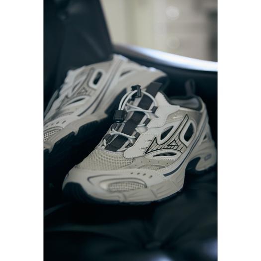 ミズノ公式  ミズノ直営限定 MXR SANDAL グレー ユニセックスの画像