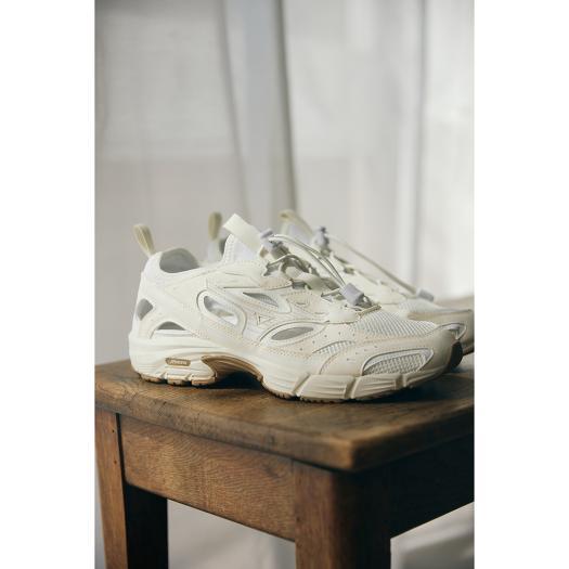 ミズノ公式  ミズノ直営限定 MXR SANDAL アイボリーxホワイト ユニセックスの画像