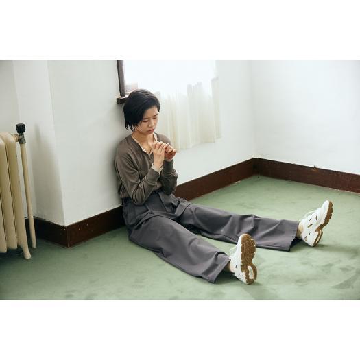 ミズノ公式  ミズノ直営限定 MXR SANDAL アイボリーxホワイト ユニセックスの画像