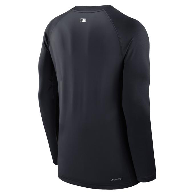や*ん様 Nike ヤンキース ロングスリーブ Tシャツ ブラック Nike ヤンキース ロングスリーブ Tシャツ プレーヤー プル