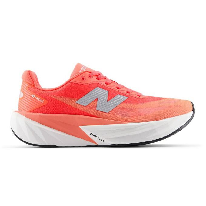 美品♥FuelCell Rebel v5　ランニングシューズ　トレラン 24.5 ランニングシューズ FuelCell Rebel v5 フューエルセル レベル v5