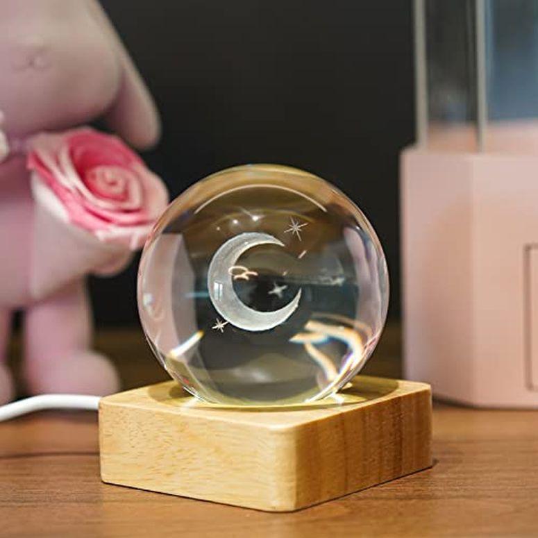 3D クリスタルボール ガラス玉 置物 ZEERSHEE 60mm Crystal Ball with Stand 3D Glass Laser Engraved Moon Sphere Paperweights Crystal Ball with LED Light B｜mj-market｜02