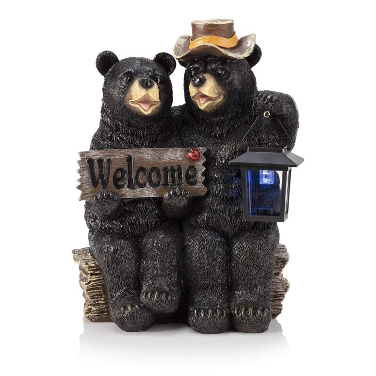 LEDソーラーライト ソーラーパワー ガーデンライト Alpine Corporation 15" Tall Outdoor Bear Couple with Lantern and Welcome Sign Statue with Solar LED Li