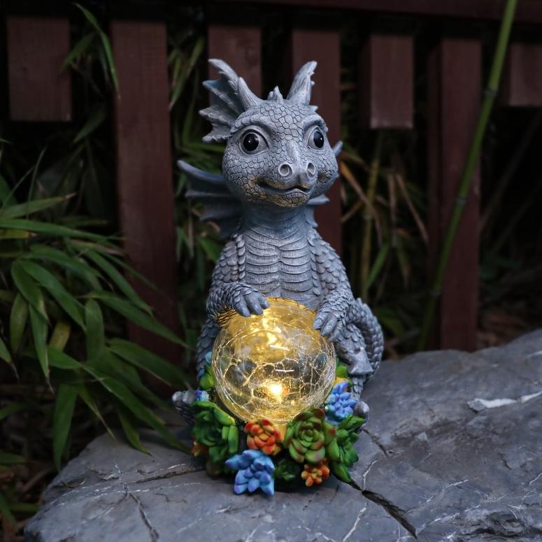 LEDソーラーライト ソーラーパワー ガーデンライト ドラゴン Ovewios Garden Dragon Statue Outdoor Decor， Large Dragon Figurine with Solar Crackle Globe Li