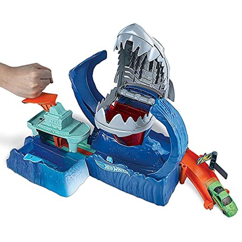 ホットウィール モンスタートラック ダウンヒルレース プレイセット Hot Wheels City Color Changing Robot Shark Play Set Kids Ages 3 and Older｜mj-market｜02