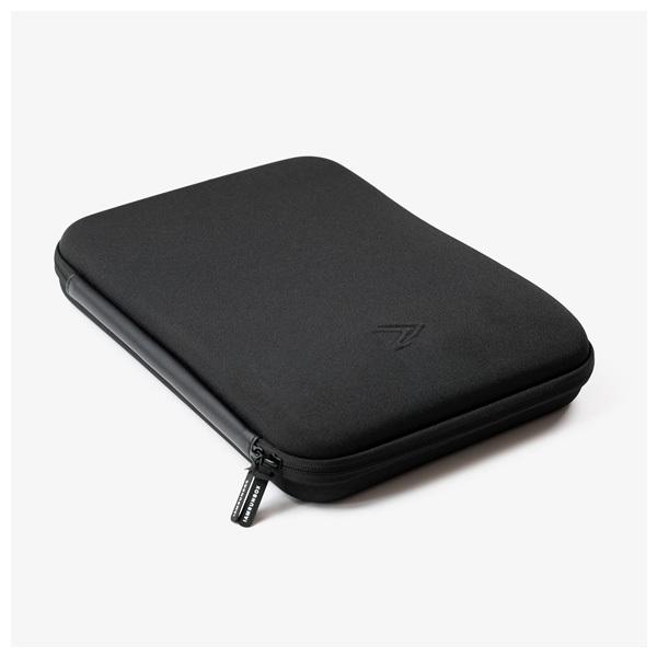 スウェーデン発 ガーメントインナー ラージ アイアムランボックス 通勤 通学 セミハードなEVAシェル IAMRUNBOX Garment Carrier Large A4サイズ |  | 03