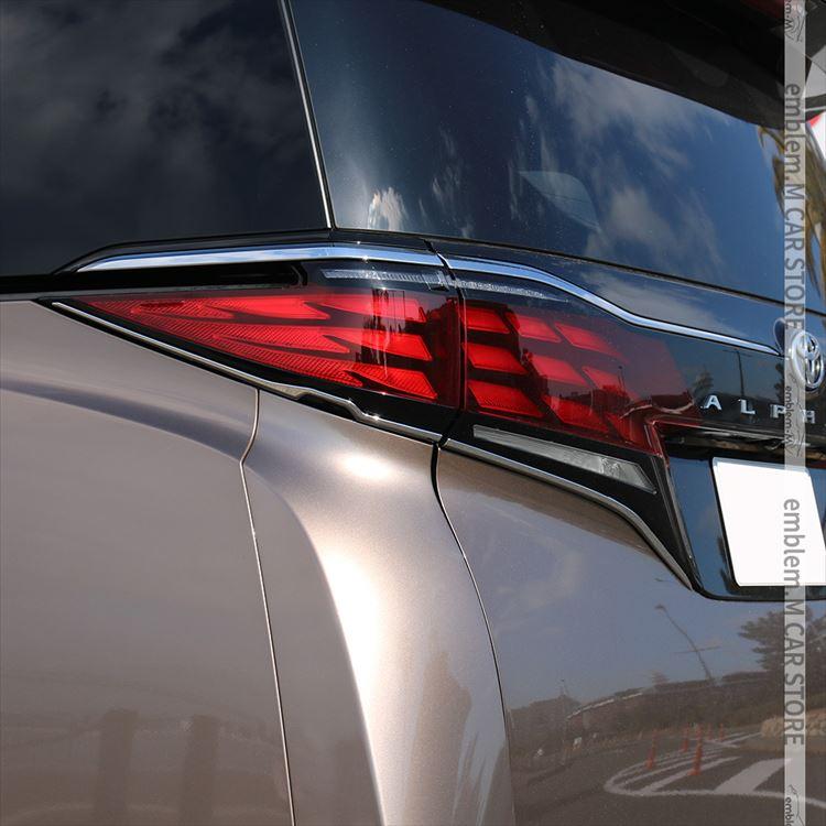 ヴェルファイア アルファード 20 リアガーニッシュ 黒 テールライト ヴェルファイア アルファード 20 リアガーニッシュ 黒 テールライト