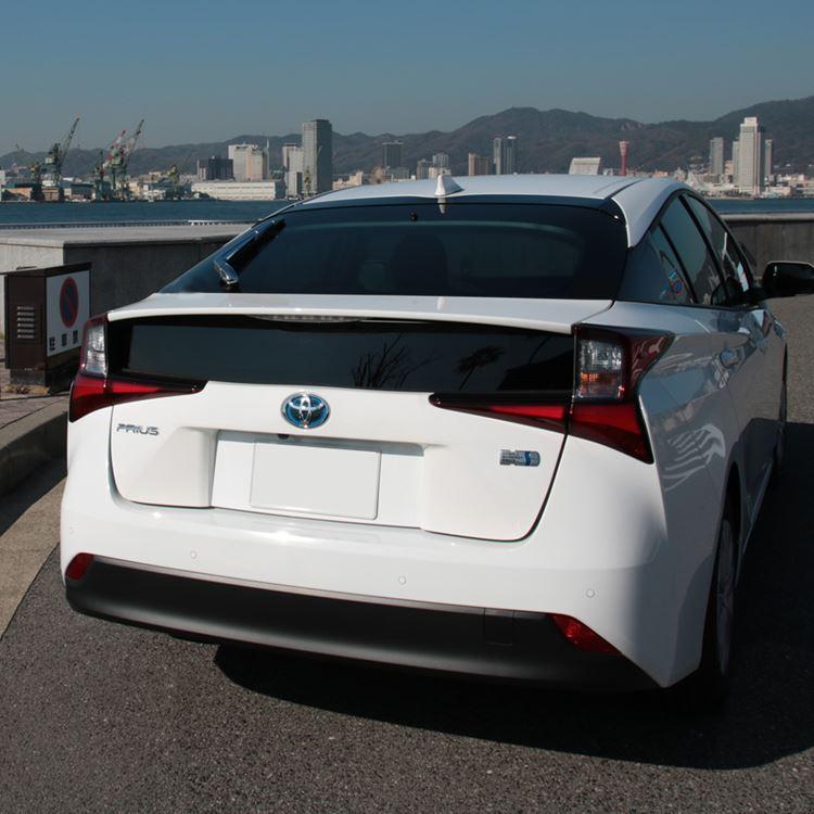 Спойлер prius 50
