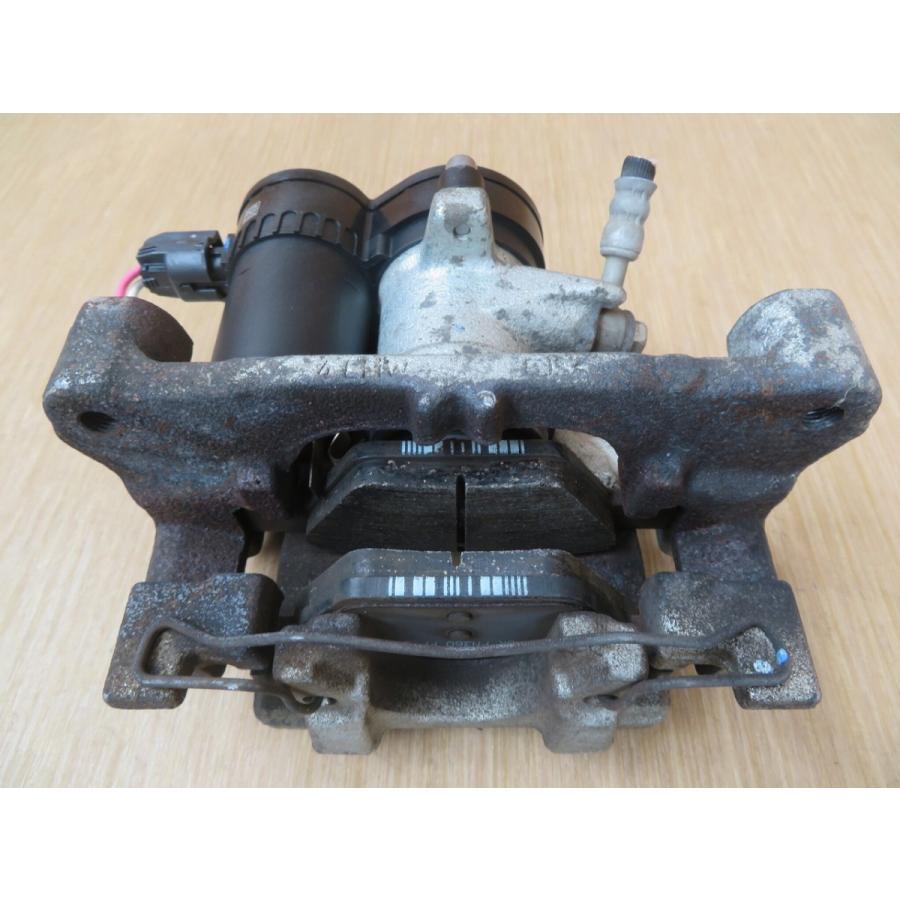H30 インプレッサG4 GK7 左リアキャリパー/左Rキャリパーの画像