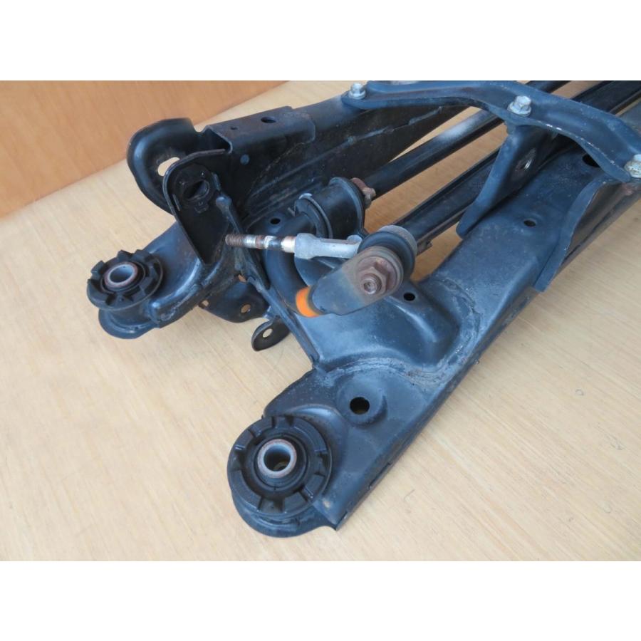 H24 レクサス CT200 ZWA10 リアメンバー/Rメンバーの画像