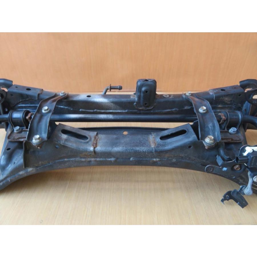 H24 レクサス CT200 ZWA10 リアメンバー/Rメンバーの画像