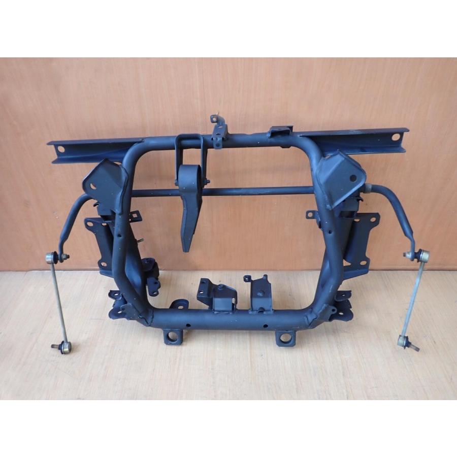 H18 エブリィ DA64V Fメンバー/フロントメンバー/エンジンメンバーの画像