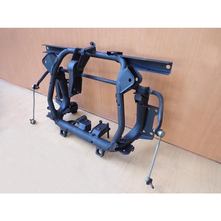 H18 エブリィ DA64V Fメンバー/フロントメンバー/エンジンメンバーの画像