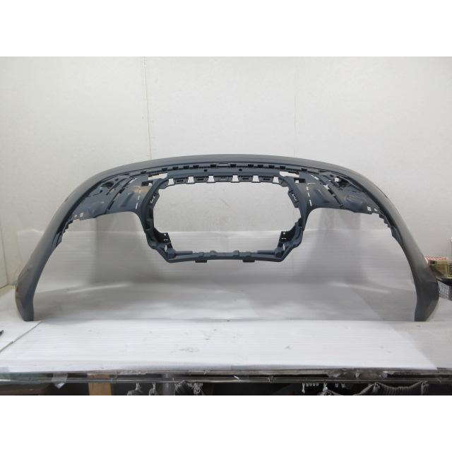 未使用・未塗装品 レンジローバー ヴェラール L560 純正 リア バンパー 