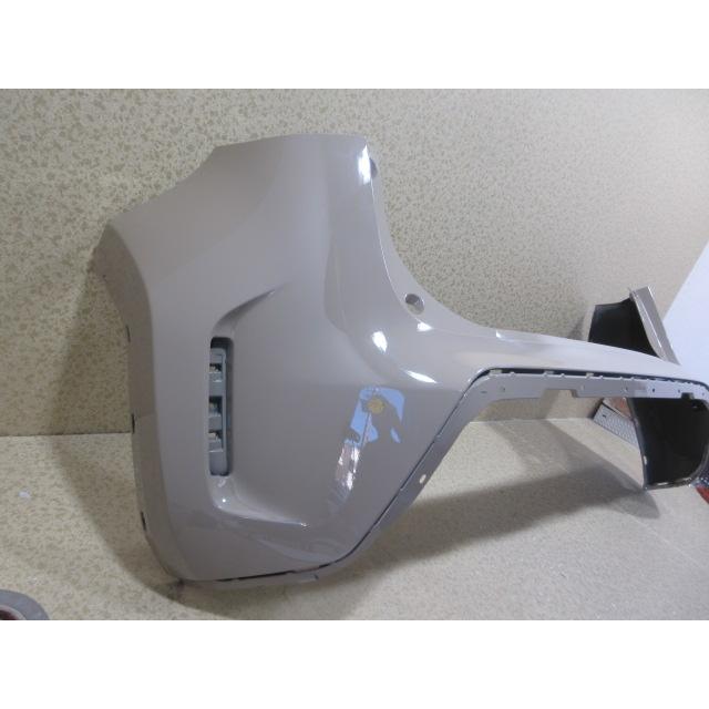 良品 トヨタ ヤリス クロス MXPB10/MXPB15 純正 リア バンパー : 株式