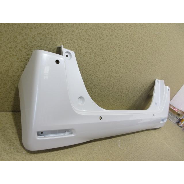 良品 ホンダ N BOX JF3 JF4 純正 リア バンパー 71501-TTA-N000 NH883P