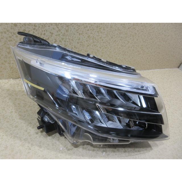 トヨタ ルーミー カスタム M900A/M910A 後期 純正 LED 右 ヘッド