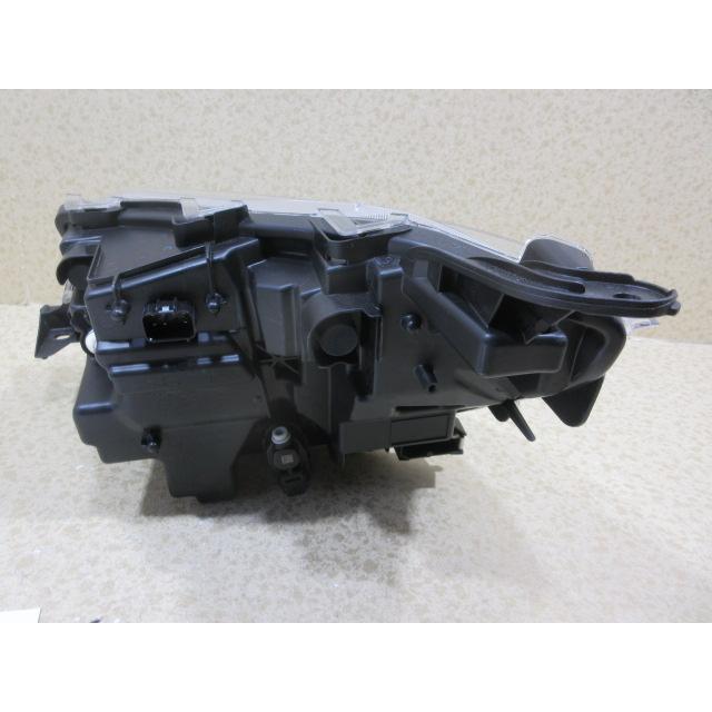 トヨタ ルーミー カスタム M900A/M910A 後期 純正 LED 右 ヘッド