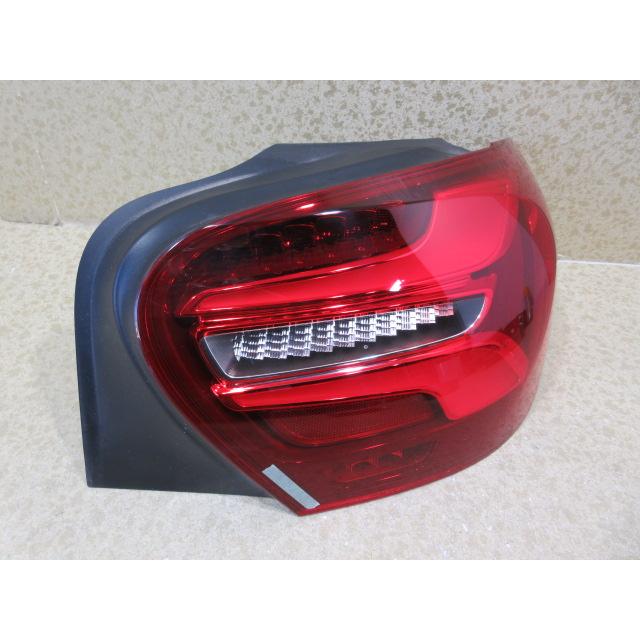 ベンツ BENZ Aクラス W176 A180 LED 右 テールランプ メルセデス・ベンツ Aクラス W176 後期 純正 右 テール ランプ