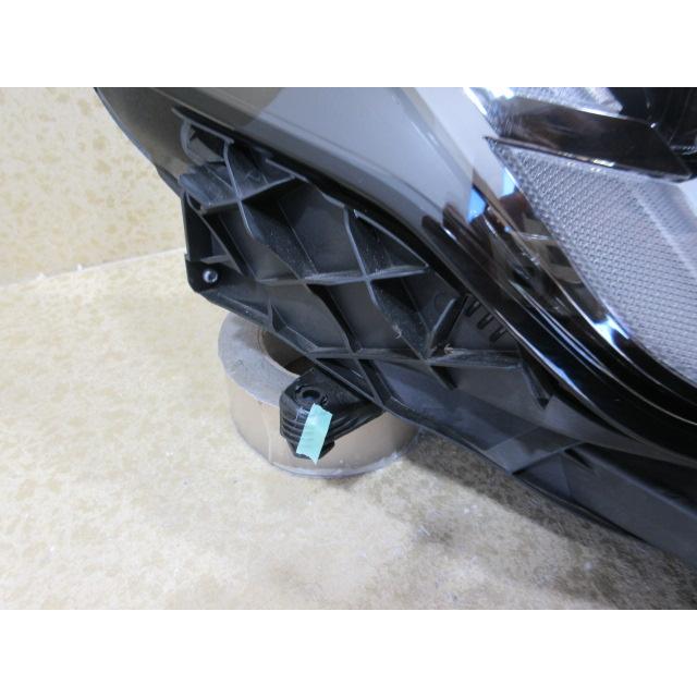 良品 ランドローバー ディスカバリー L550 純正 LED 右 ヘッドライト LR164856の画像