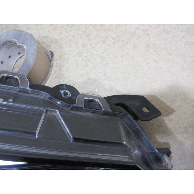 トヨタ プリウス ZVW50 ZVW51 後期 純正 LED 右 ヘッドライト 刻印：D