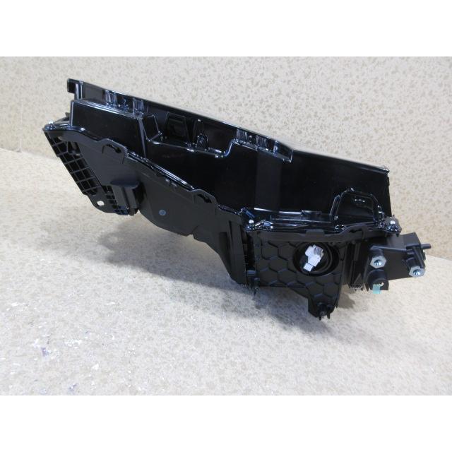 良品 レクサス GX VJA252W 純正 LED 左 ヘッドライト 刻印：K KOITO 60