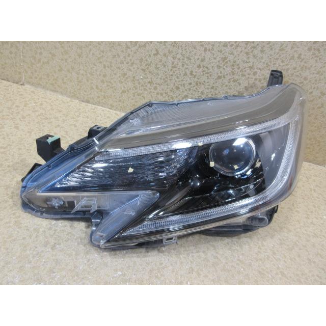 左側　マークX　ヘッドライト　純正　HID トヨタ マークX GRX130 中期 後期 純正 HID 左 ヘッドライト 刻印：2
