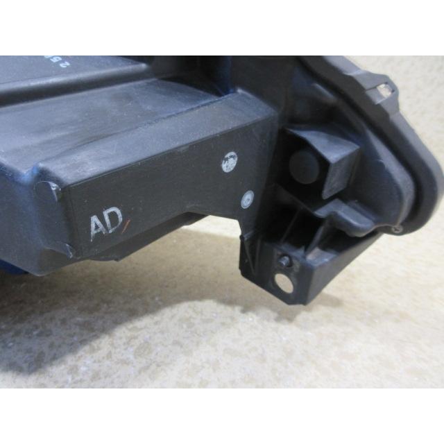 トヨタ 86 ZN6 前期 純正 HID 左 ヘッドライト 刻印：AD KOITO 100