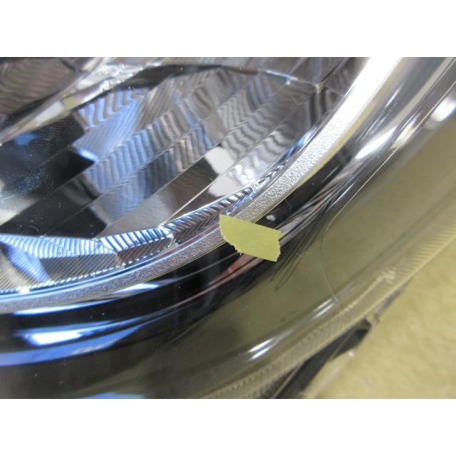 トヨタ カローラ ツーリング NRE210W 純正 LED 左 ヘッドライト 刻印
