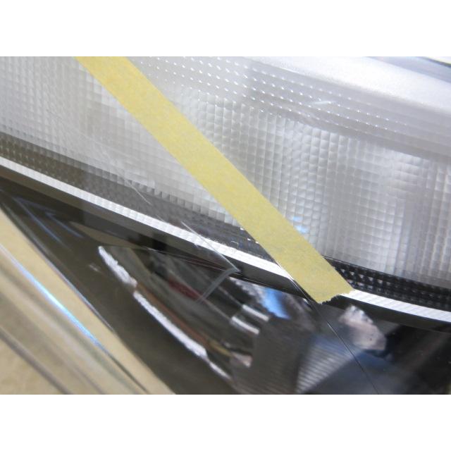 トヨタ ライズ A200A A210A 純正 LED 右 ヘッドライト 刻印：AD