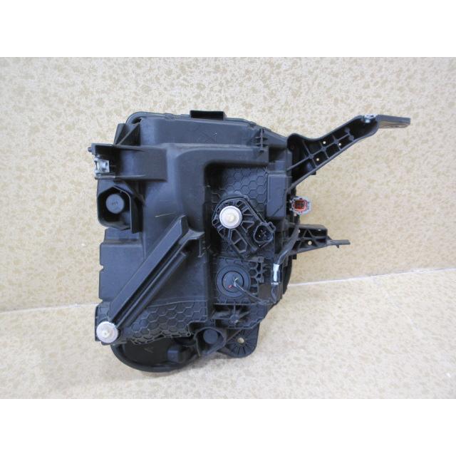 良品 三菱 ekクロス B34W 純正 LED 左 ヘッドライト 刻印：C KOITO 100