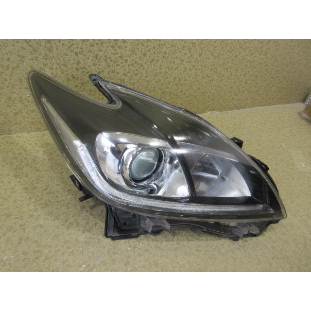 トヨタ プリウス ZVW30 後期 純正 HID 右 ヘッドライト 刻印：ナ KOITO