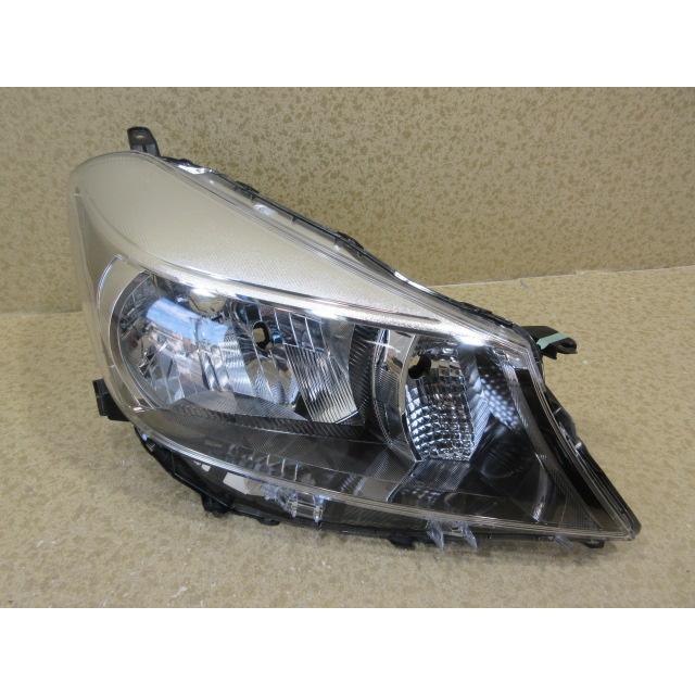 トヨタ ヴィッツ KSP130 前期 純正 ハロゲン 右 ヘッドライト 刻印：F0