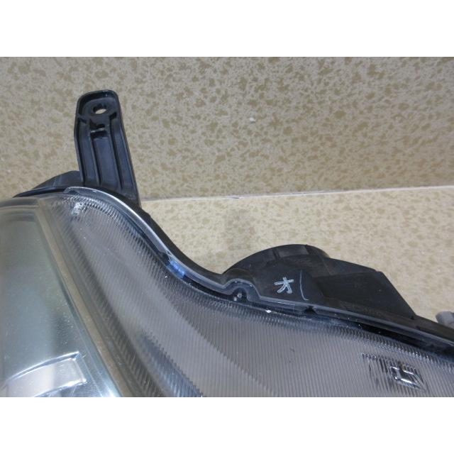トヨタ マークX GRX130 前期 純正 HID 右 ヘッドライト 刻印：オ KOITO