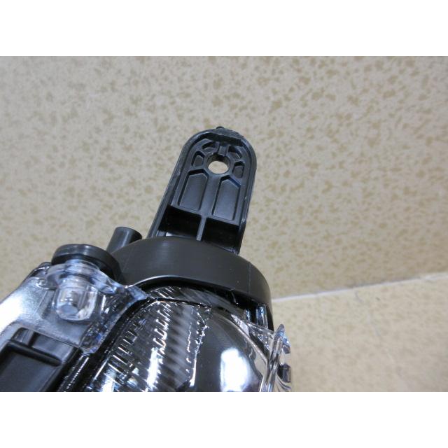 未使用品　トヨタ　ライズ　A200A　A210A　純正　LED　左　ヘッドライト　刻印：AD1　81150-B1710