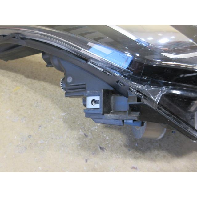 良品 トヨタ C-HR ZYX10 NGX50 後期 純正 LED 右 ヘッドライト 刻印：K