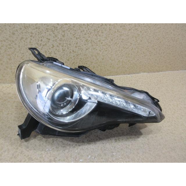 トヨタ 86 ZN6 前期 純正 HID 右 ヘッドライト 刻印：AD KOITO 100