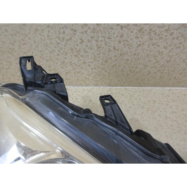 トヨタ 86 ZN6 前期 純正 HID 右 ヘッドライト 刻印：AD KOITO 100