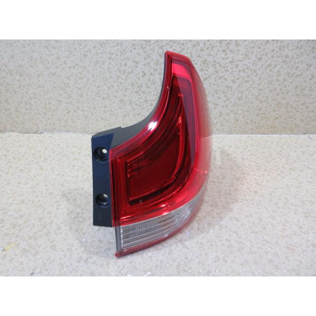 良品 ホンダ フリード GB5 純正 右 テール ランプ 刻印」J0 KOITO 220