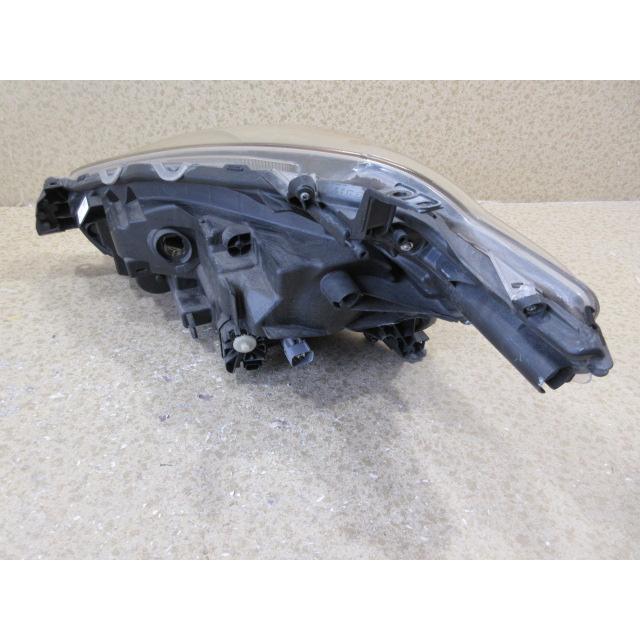 トヨタ 純正 シエンタ NSP170G 右ヘッドライト 81130-52K31 トヨタ シエンタ NSP170 NHP170 純正 LED 右 ヘッドライト 刻印：2