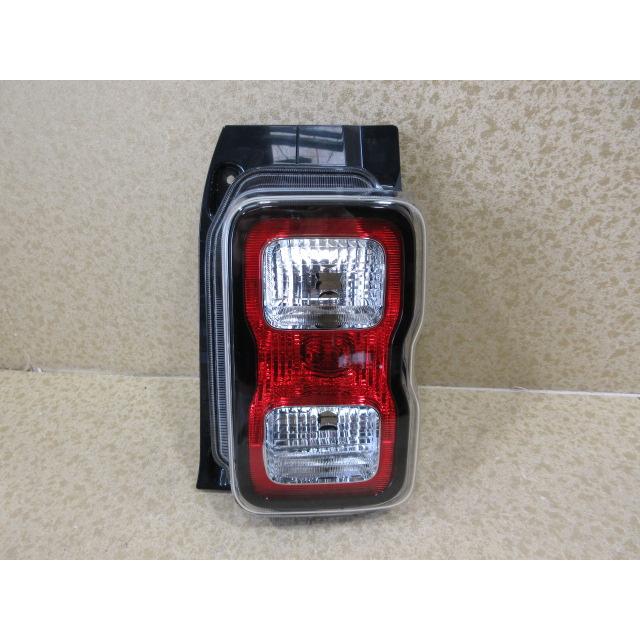 良品 ハスラー タフワイルド MR92S 純正 右 テール ランプ KOITO 220