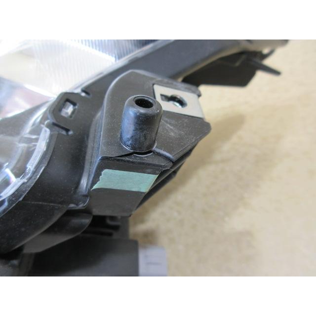 トヨタ ルーミー M900A M910A 純正 LED 左 ヘッドライト 81170-B1220