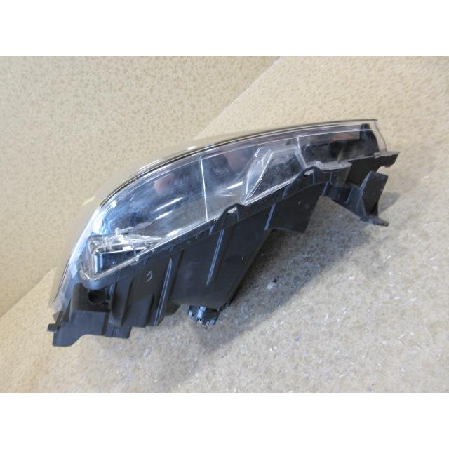 日産 デイズ ルークス H/S B21A 後期 純正 LED 右 ヘッドライト 26010