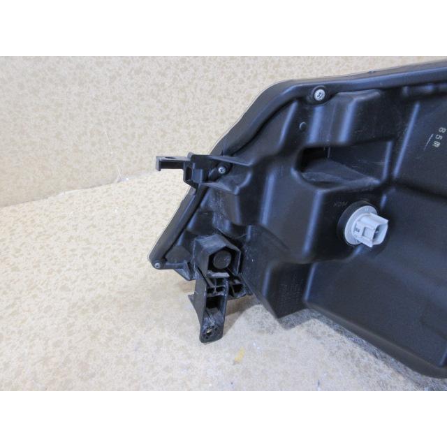 日産 デイズ ルークス H/S B21A 後期 純正 LED 右 ヘッドライト 26010