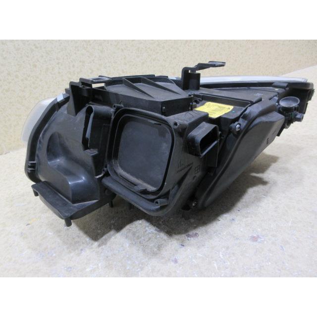 良品 BMW 3シリーズ クーペ E92 E93 純正 HID 右 ヘッドライト