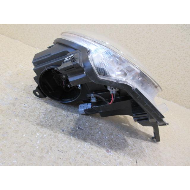 ダイハツ キャスト スタイル LA250S LA260S 純正 LED 右 ヘッドライト