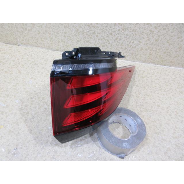 良品 トヨタ アルファード AGH40W AAHH45W 純正 右 テール ランプ