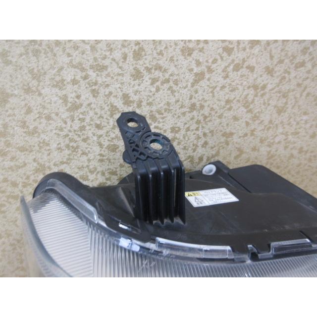 良品 スズキ エブリィ ワゴン DA17W 純正 HID 右 ヘッドライト