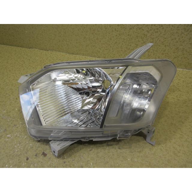 良品 トヨタ プロボックス NCP160V 純正 ハロゲン 左 ヘッドライト