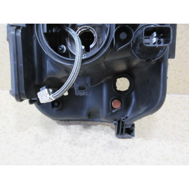 スズキ エブリィ ワゴン DA17W 純正 HID 右 ヘッドライト LE14C6329